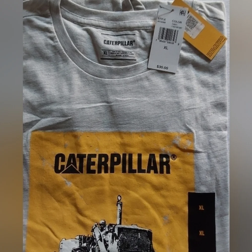 NWT Mens‎ Caterpiller Light Heather Gray Grunge Tractor Tee Shirt Size XL